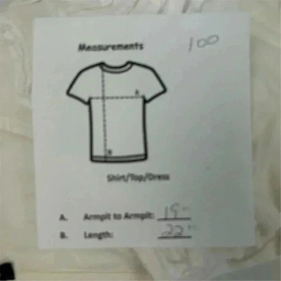 Cable & Gauge Women's M White Long Sleeve Swirl Design Blouse - Picture 7 of 7